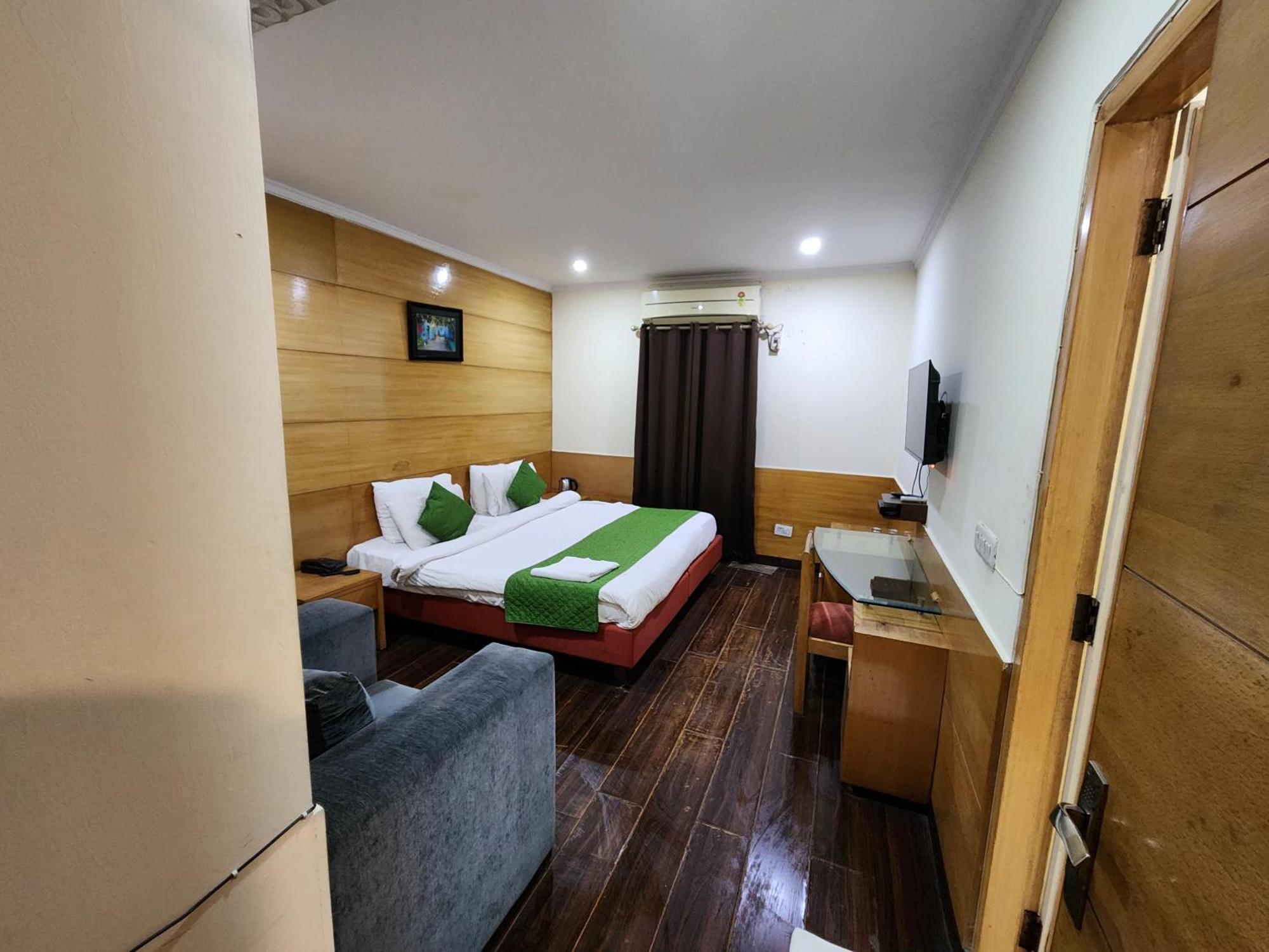 Daffodils Inn New Delhi Exterior photo